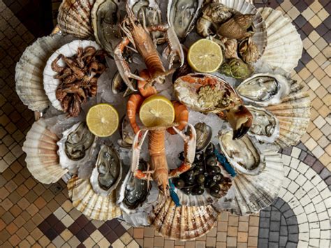 La Coupole / BRASSERIE – FRUITS DE MER A EMPORTER /。